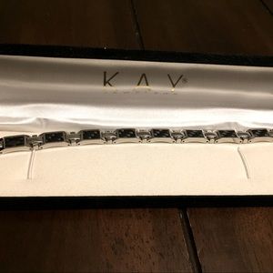 Men’s carbon fiber and stainless steel bracelet